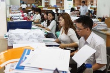 Cứ 7 lao động phải "nuôi" 1 công chức, viên chức và người hưởng lương