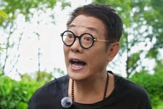 Lý Liên Kiệt để mặt mộc, tắt công cụ chụp ảnh, đáp tin đồn thay tim đổi máu