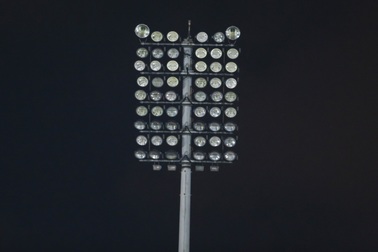 Ban tổ chức giải có động thái sau sự cố mất điện ở sân Hàng Đẫy