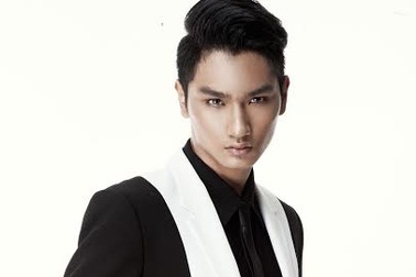 Á Quân Vietnam’s Next Top Model 2016 đắt show ngay khi rời cuộc thi