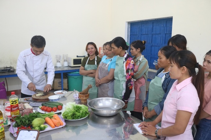 Các địa phương còn gặp những khó khăn, vướng mắc trong tuyển sinh đào tạo nghề cho người lao động thuộc diện hộ nghèo, cận nghèo, hộ mới thoát nghèo