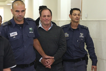 Bãi nôn trong ô tô vạch trần tội ác của nghịch tử giết mẹ