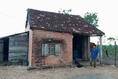 Một học sinh bị sét đánh tử vong khi đi làm thuê