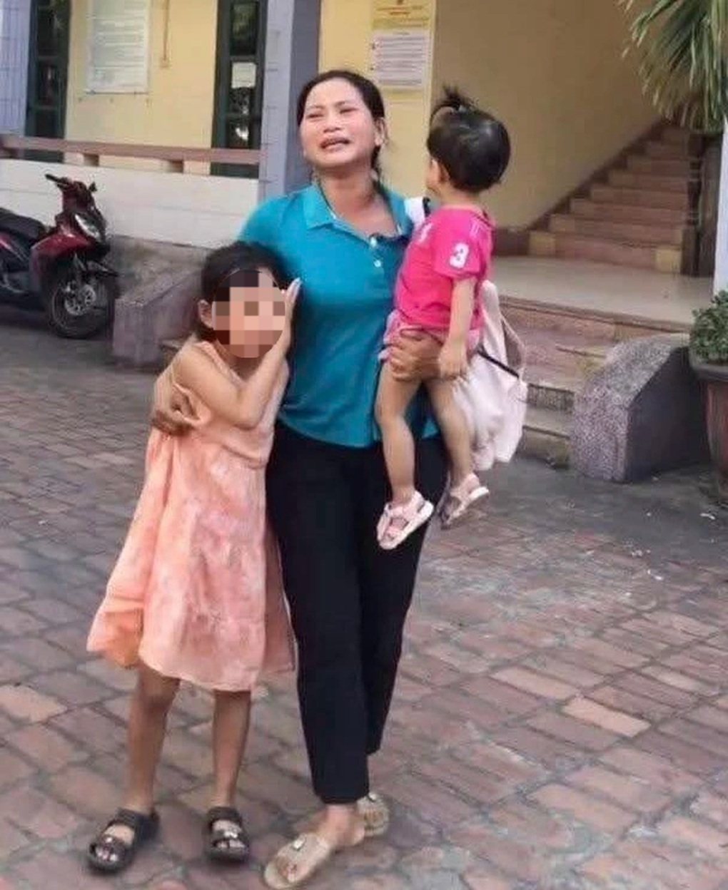 Luật sư bào chữa miễn phí cho người bị 6 năm tù vì mua bán gà lôi trắng - 1