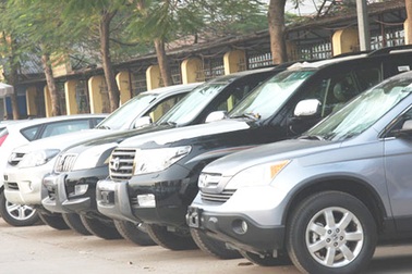 Tiếp tục dừng mua ôtô, thiết bị văn phòng từ 100 triệu đồng