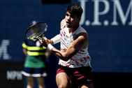 Alcaraz đi tiếp sau cuộc chiến 4 set tại US Open