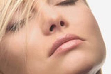 Những ''hạt sạn'' trên da   