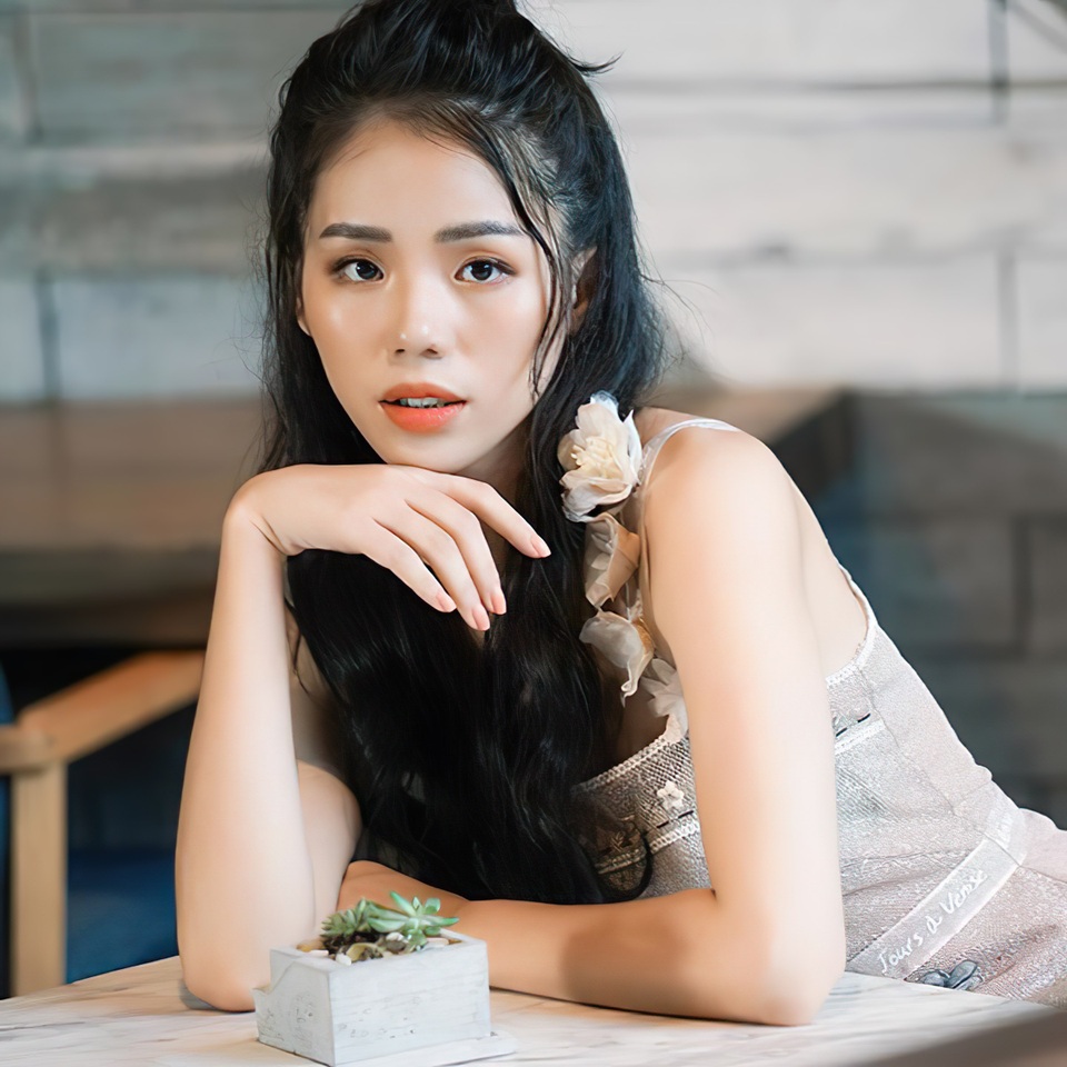 Giọng ca triệu view Hương Ly: “Vợ chồng tôi từng phải xin bố mẹ từ cái nồi” - 6 Giọng ca triệu view Hương Ly: “Vợ chồng tôi từng phải xin bố mẹ từ cái nồi” - 6