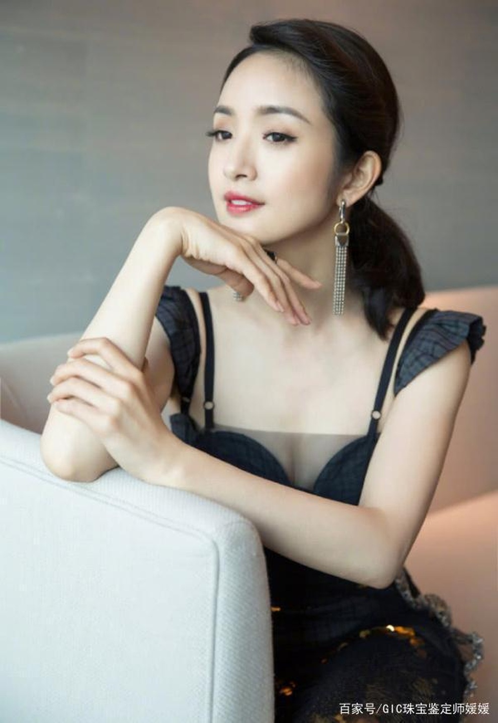 Lâm Y Thần sinh con gái đầu lòng ở tuổi 39 - 1