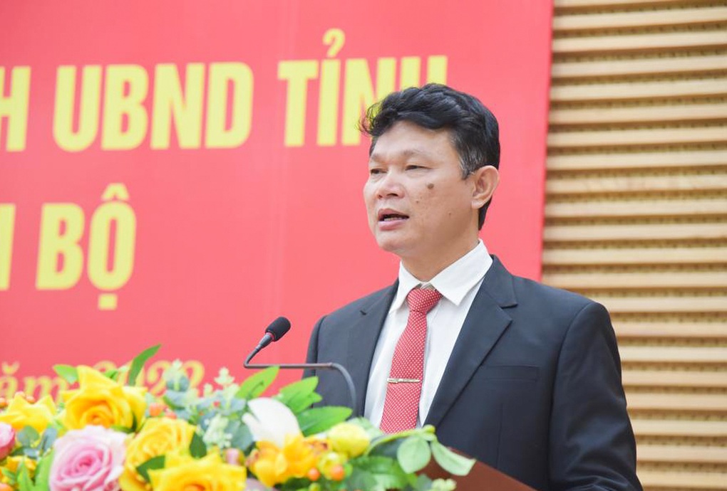 Nguyên Phó chủ tịch huyện ở Nghệ An bị khai trừ Đảng - 1 Nguyên Phó chủ tịch huyện ở Nghệ An bị khai trừ Đảng - 1