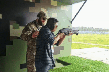 Phóng viên Dân trí bắn đạn thật 14 loại súng hiện đại của Nga ở ARMY-2024