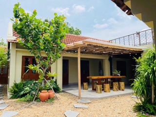 Vợ chồng ở Hà Nội chi 700 triệu cải tạo nhà, đưa "khối nghỉ hè" về quê - 1
