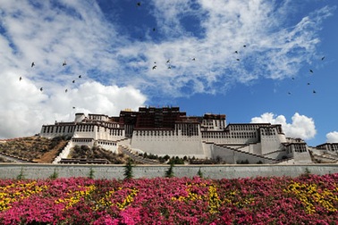 Vẻ đẹp huyền bí của thánh địa Phật giáo Tây Tạng