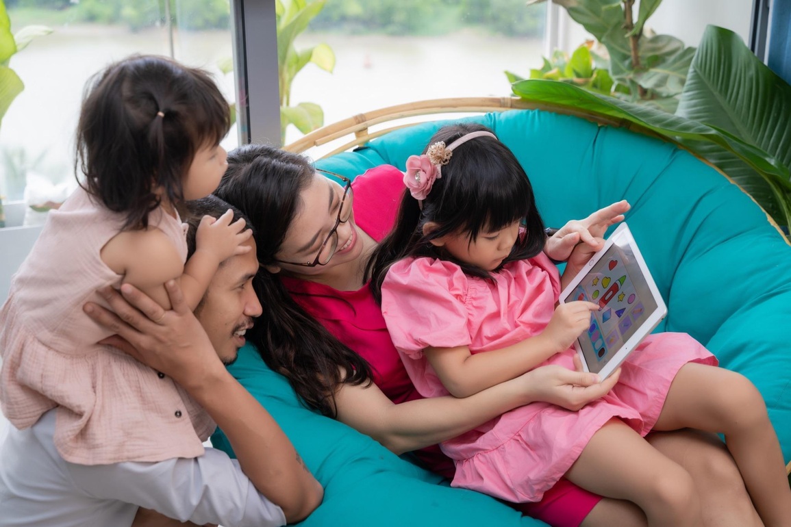 Ứng dụng ICANKId cùng con vào lớp Một nhẹ tênh dù cha mẹ bận rộn - 1 Ứng dụng ICANKId cùng con vào lớp Một nhẹ tênh dù cha mẹ bận rộn - 1
