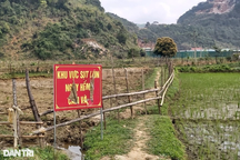 Gần 450 hộ dân bị ảnh hưởng "hố tử thần" được hỗ trợ hơn 10 tỷ đồng