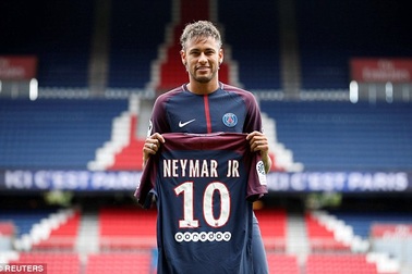 Neymar gặp rắc rối sau khi gia nhập PSG