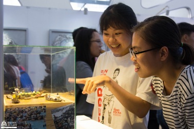 “Mãn nhãn” với triển lãm nghệ thuật của sinh viên ĐH Hoa Sen