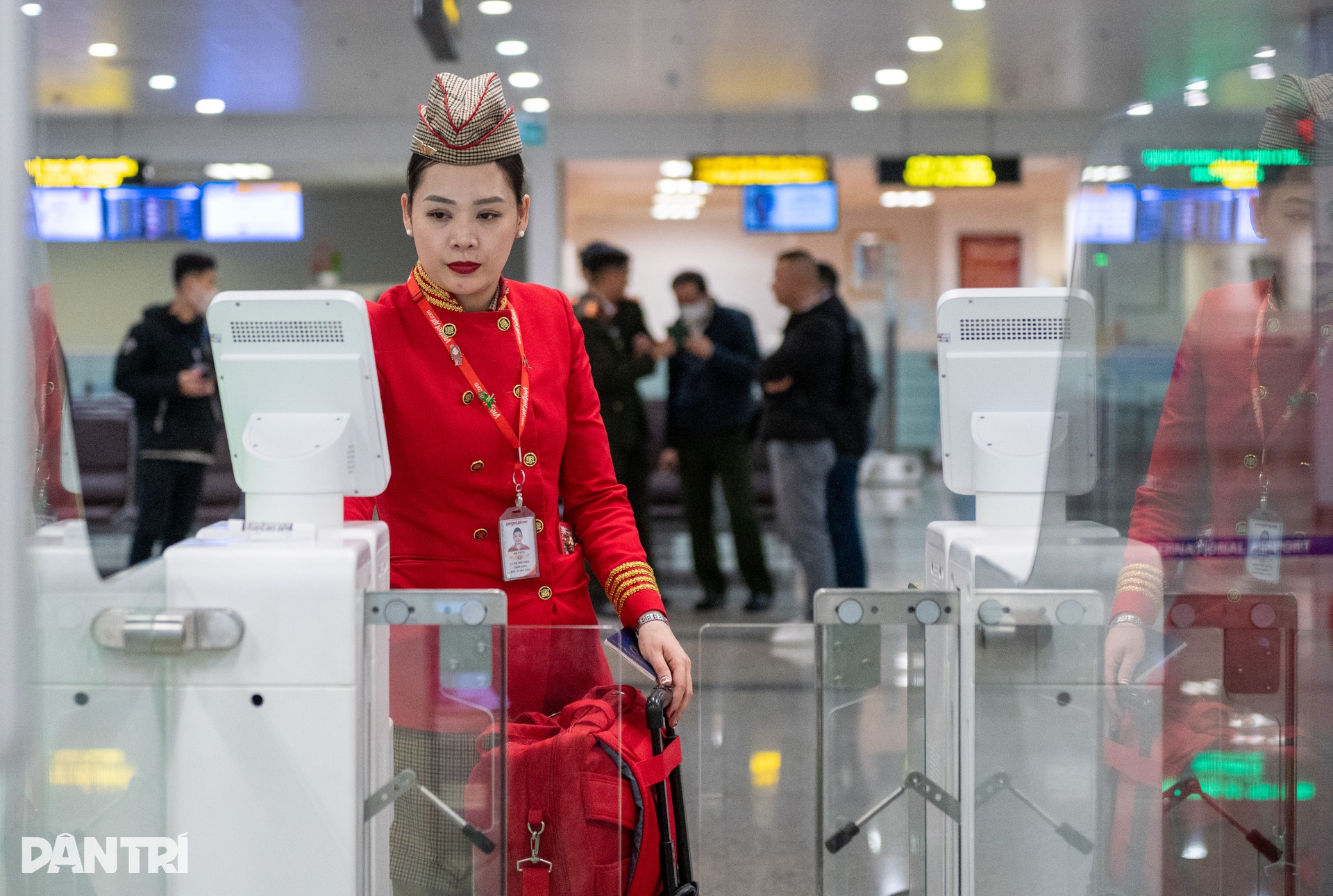 Autogate: Lời giải cho bài toán ùn tắc xuất nhập cảnh ở sân bay - 10 Autogate: Lời giải cho bài toán ùn tắc xuất nhập cảnh ở sân bay - 10