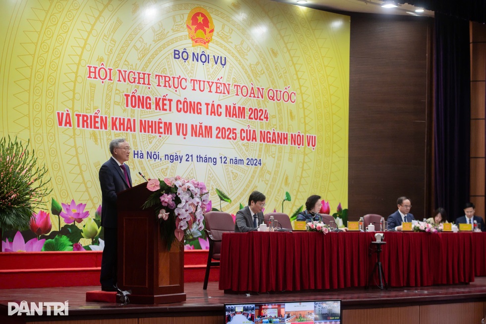 Phó Thủ tướng yêu cầu loại bỏ người lười biếng, thu hút người tài - 1 Phó Thủ tướng yêu cầu loại bỏ người lười biếng, thu hút người tài - 1