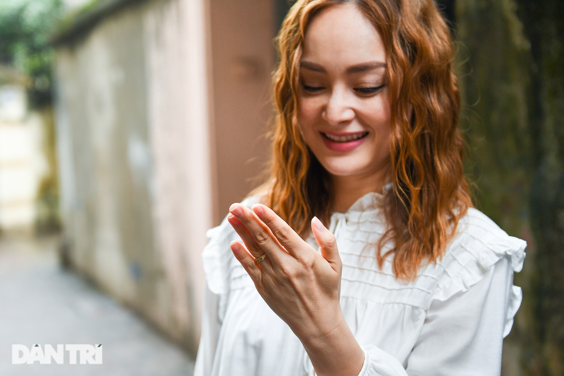 Khám phá một ngày của Lan Phương nàng dâu lầy lội nhất màn ảnh Việt - 8 Khám phá một ngày của Lan Phương nàng dâu lầy lội nhất màn ảnh Việt - 8