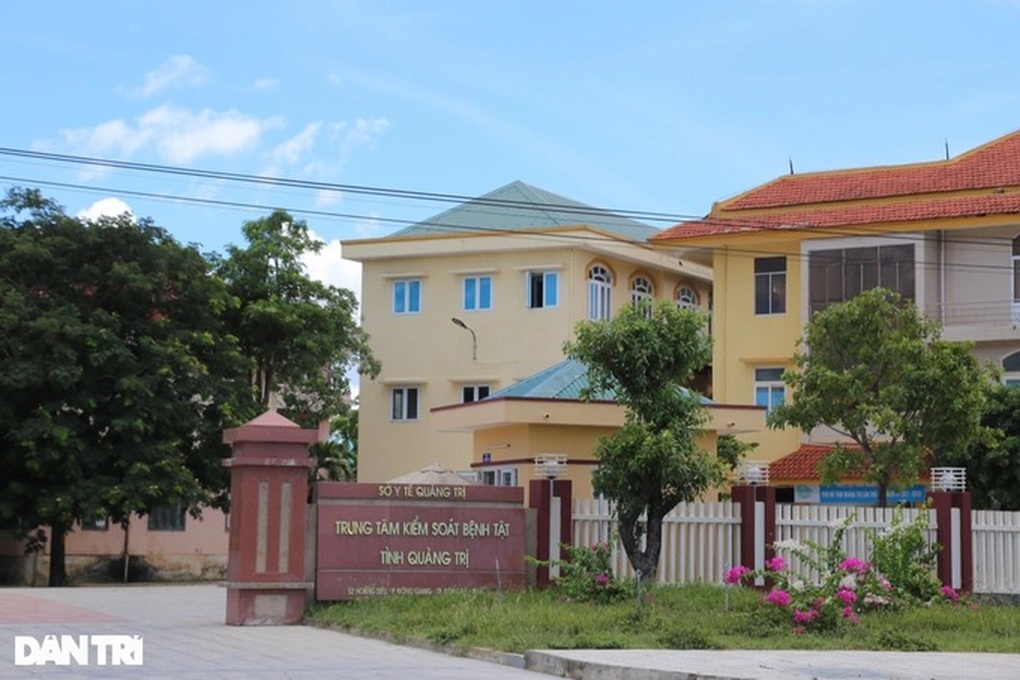 2 cựu nhân viên CDC lĩnh án vì bán kit test cho Việt Á - 1 2 cựu nhân viên CDC lĩnh án vì bán kit test cho Việt Á - 1