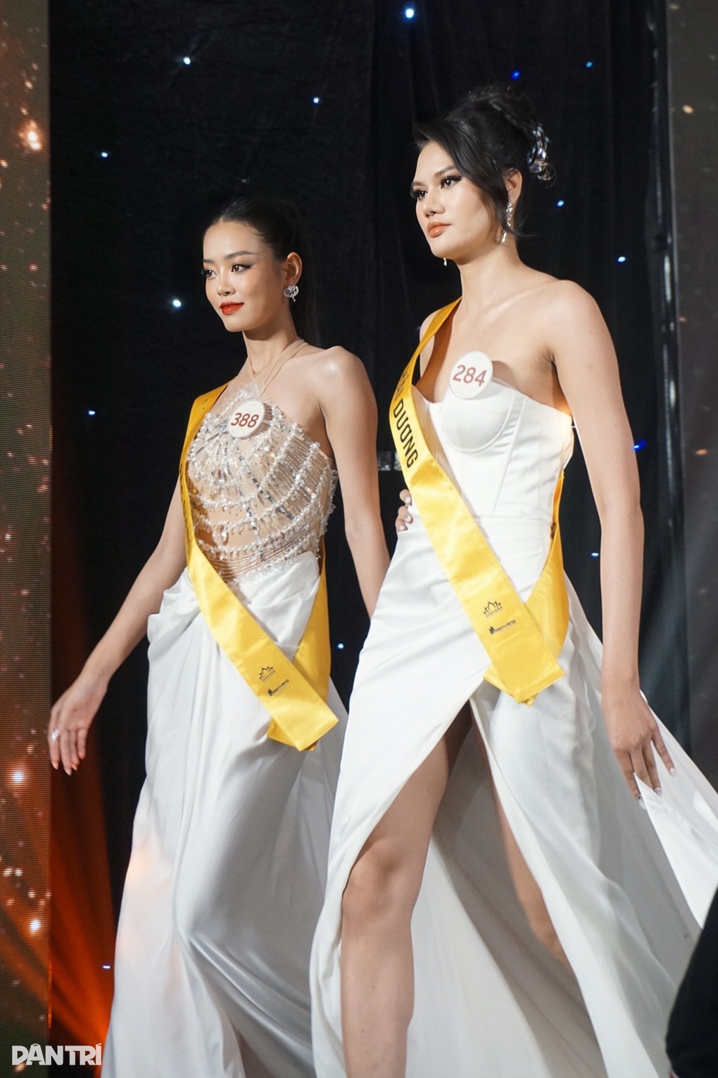 Thùy Tiên khác lạ với mái ngố, Phương Nhi gợi cảm gây chú ý - 11 Thùy Tiên khác lạ với mái ngố, Phương Nhi gợi cảm gây chú ý - 11
