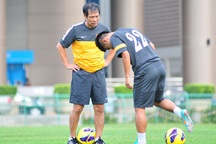 Trưởng đoàn Ngô Lê Bằng: “Chúng tôi xin lỗi người hâm mộ Việt Nam”