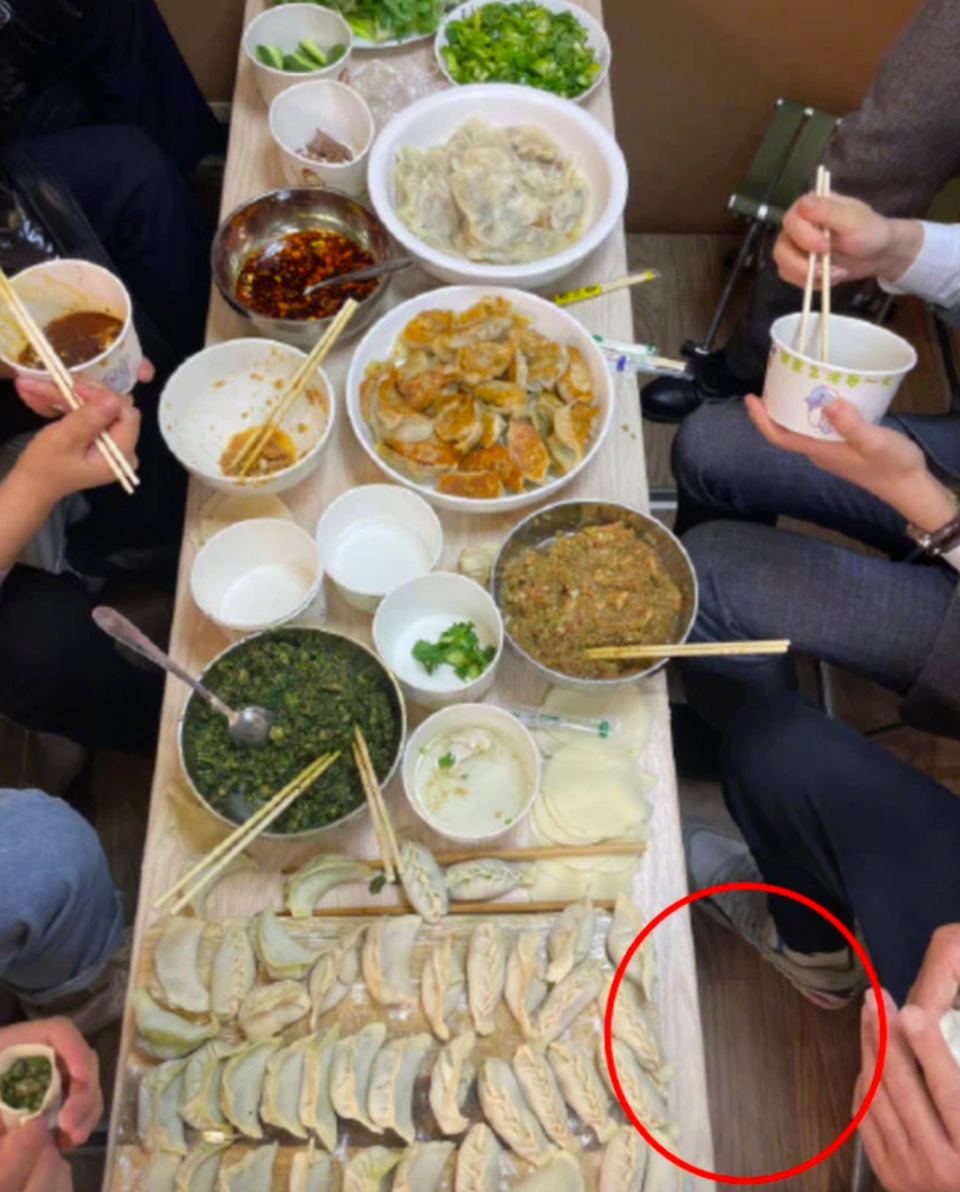 Phản ứng của Huỳnh Hiểu Minh khi lộ ảnh đi bar mà không có bà xã - 5 Phản ứng của Huỳnh Hiểu Minh khi lộ ảnh đi bar mà không có bà xã - 5