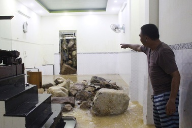 Vụ vỡ kênh gây lũ quét: Lập đoàn kiểm tra xác định chất lượng công trình