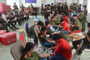 Phát động ngày toàn dân hiến máu tình nguyện