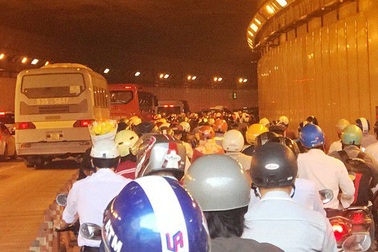 Hầm vượt sông Sài Gòn đạt kỷ lục về phương tiện lưu thông