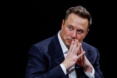 Elon Musk lại trở thành tỷ phú nghìn tỷ USD
