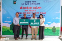 Khánh thành 2 ngôi nhà Nhân ái tặng 2 gia đình khó khăn ở Vĩnh Long