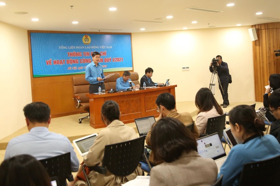 Giữ nguyên quyết định cách chức Hiệu trưởng trường Đại học Tôn Đức Thắng - 1 Giữ nguyên quyết định cách chức Hiệu trưởng trường Đại học Tôn Đức Thắng - 1