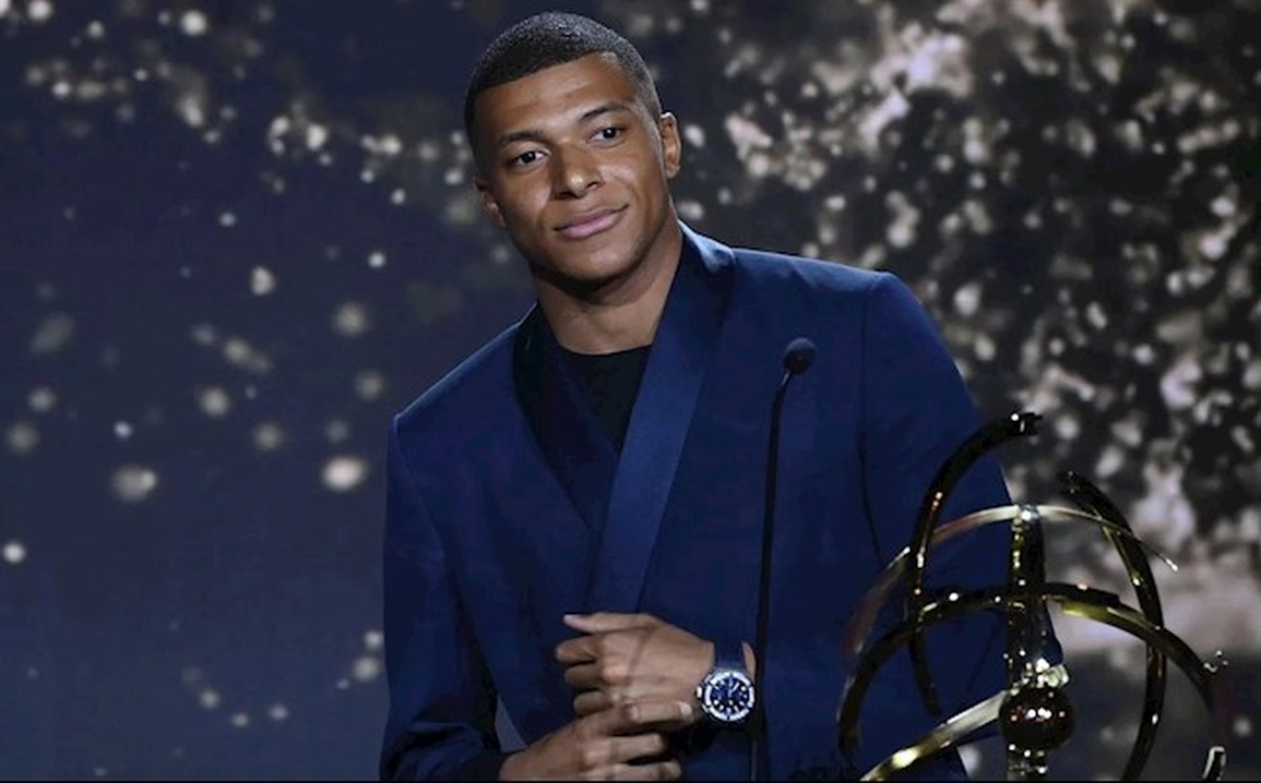 Mbappe đã có câu trả lời cuối cùng về tương lai ở PSG - 2 Mbappe đã có câu trả lời cuối cùng về tương lai ở PSG - 2