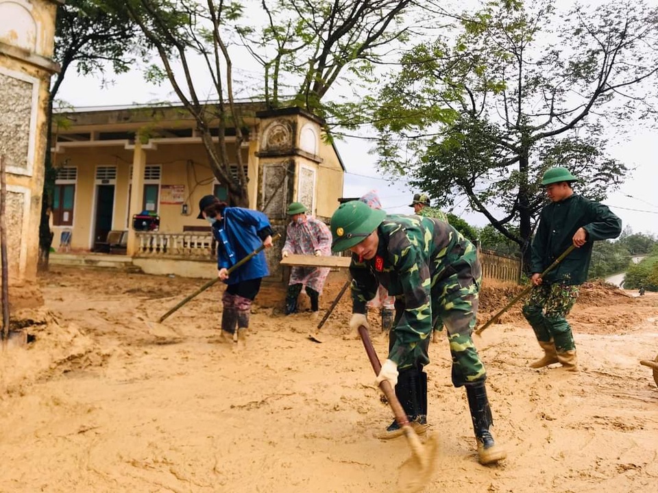 Tuổi trẻ “vực dậy” dải đất vùng biên giới bị thiệt hại nặng do mưa lũ - 6 Tuổi trẻ “vực dậy” dải đất vùng biên giới bị thiệt hại nặng do mưa lũ - 6