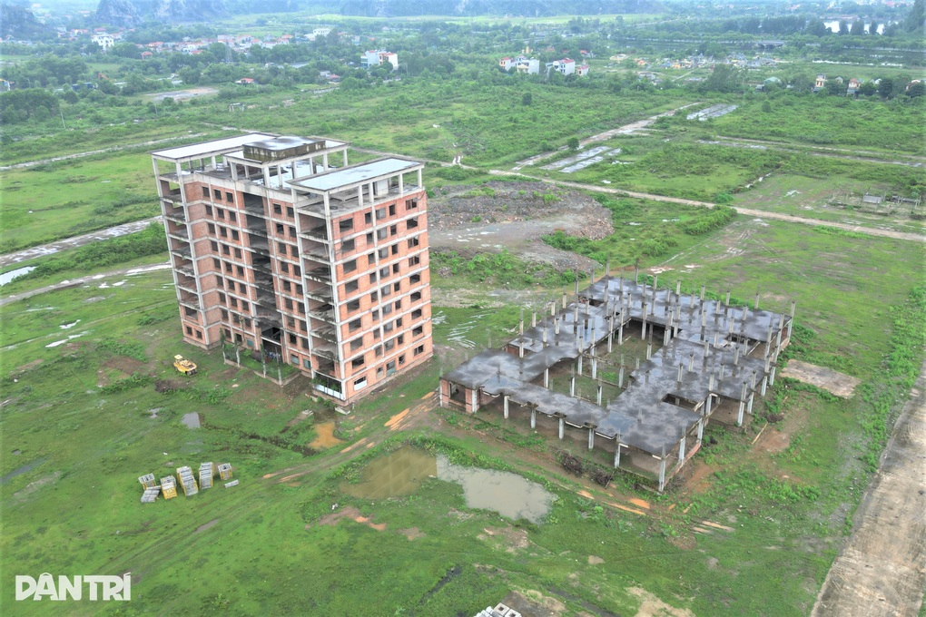 Trường đại học trùm mền 16 năm được cấp thêm vốn để hồi sinh - 2 Trường đại học trùm mền 16 năm được cấp thêm vốn để hồi sinh - 2