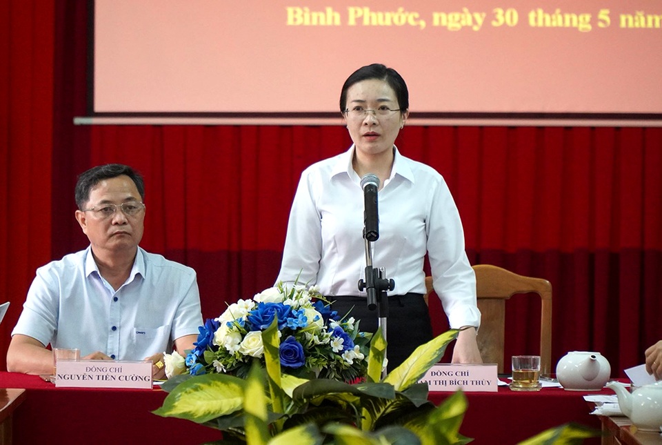 Vụ bị cáo nhảy lầu tự tử tại tòa: TAND tỉnh Bình Phước nói gì? - 2 Vụ bị cáo nhảy lầu tự tử tại tòa: TAND tỉnh Bình Phước nói gì? - 2