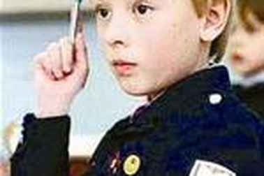 Tách riêng nam nữ, học sinh học tốt hơn? 