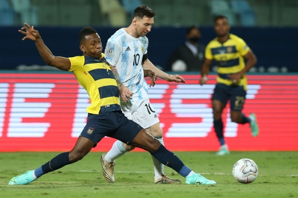 Messi rực sáng, Argentina tiến vào bán kết Copa America gặp Colombia - 3 Messi rực sáng, Argentina tiến vào bán kết Copa America gặp Colombia - 3