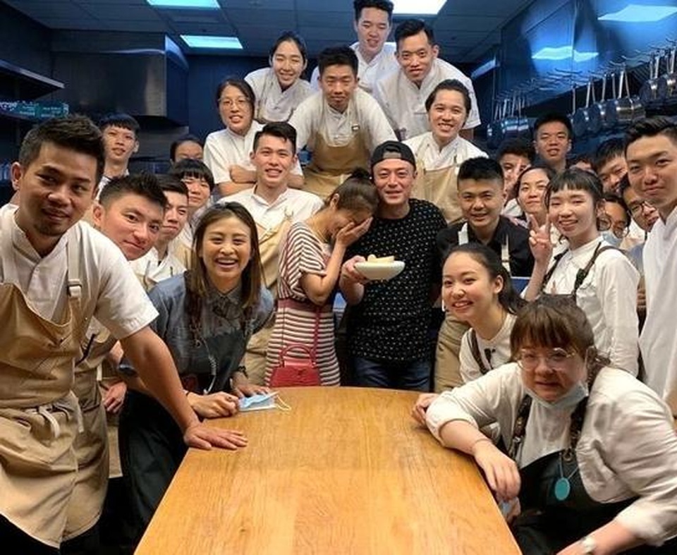 Lâm Tâm Như rạng ngời hạnh phúc bên ông xã Hoắc Kiến Hoa - 11