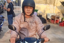 Bắt đối tượng chuyên rình phụ nữ cướp dây chuyền vàng