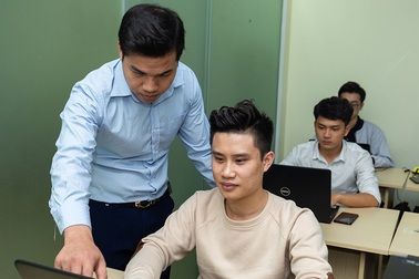 Muốn lương tháng lên đến con số nghìn đô thì đừng bỏ qua ngành học đang "hot hit" này!