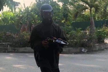 Công an xác minh thông tin người ăn xin "quái dị" xuất hiện ở Hải Phòng