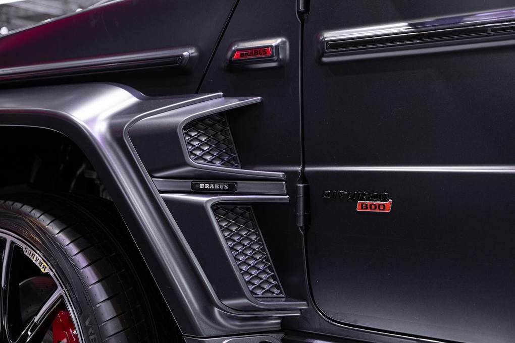 Xe Brabus G800 mà Phan Công Khanh bị tố lừa bán có gì với giá 24,5 tỷ đồng? - 5 Xe Brabus G800 mà Phan Công Khanh bị tố lừa bán có gì với giá 24,5 tỷ đồng? - 5