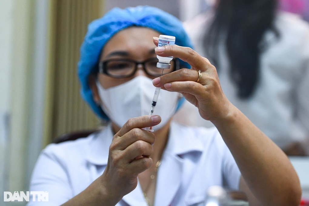 Né tiêm vaccine: Nhiều người hối hận khi bị Covid-19 vật như trời hành - 3 Né tiêm vaccine: Nhiều người hối hận khi bị Covid-19 vật như trời hành - 3