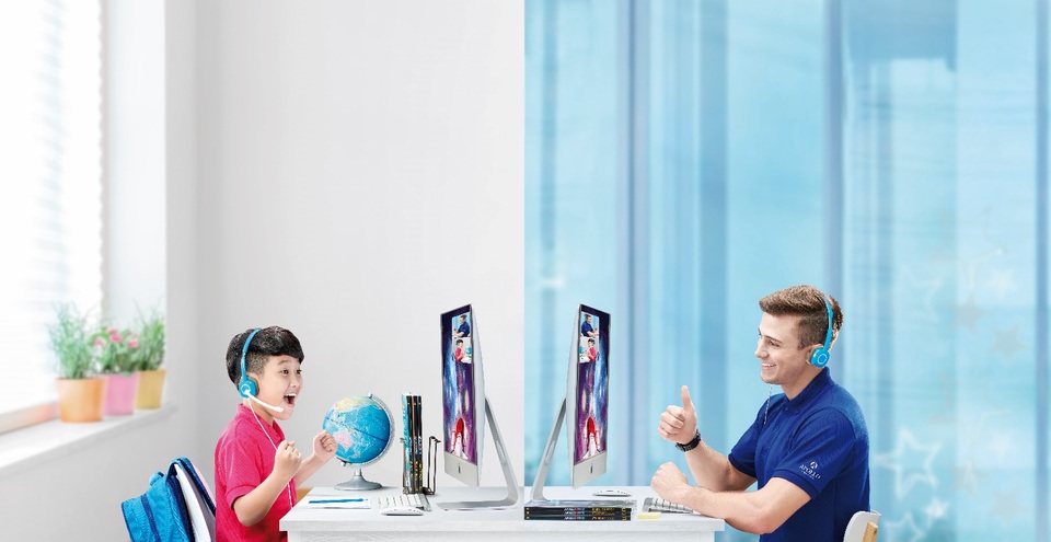 Bất chấp nghỉ học tránh Corona, học viên Apollo English không lơ là học tập nhờ học trực tuyến Webinar - 1 Bất chấp nghỉ học tránh Corona, học viên Apollo English không lơ là học tập nhờ học trực tuyến Webinar - 1