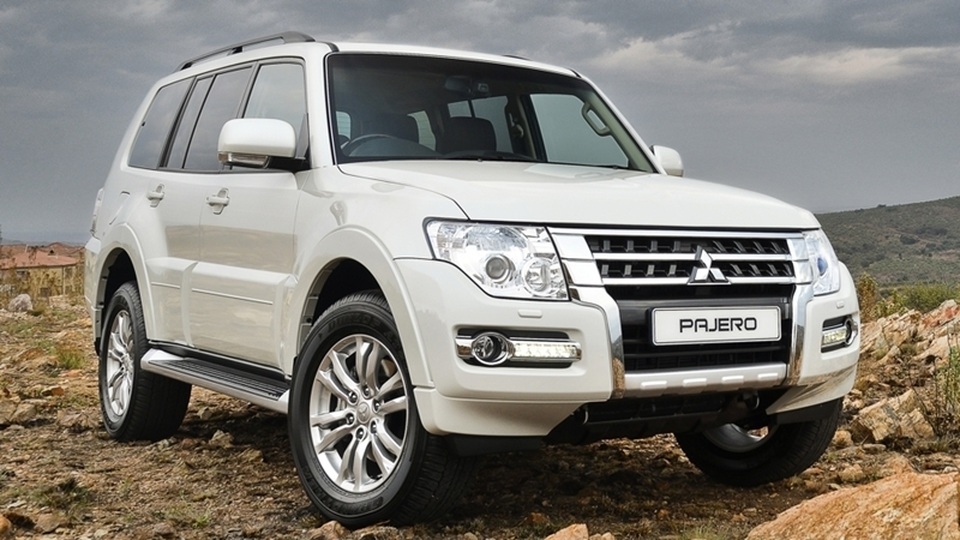 Mitsubishi triệu hồi hơn 800 xe Pajero đời cũ do lỗi túi khí - 1 Mitsubishi triệu hồi hơn 800 xe Pajero đời cũ do lỗi túi khí - 1