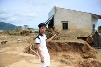 Vụ vỡ hồ chứa nước ở Lâm Đồng: Doanh nghiệp tự ý chặn dòng trái quy định