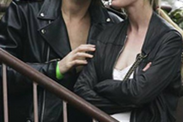 Kirsten Dunst đã có người tình mới